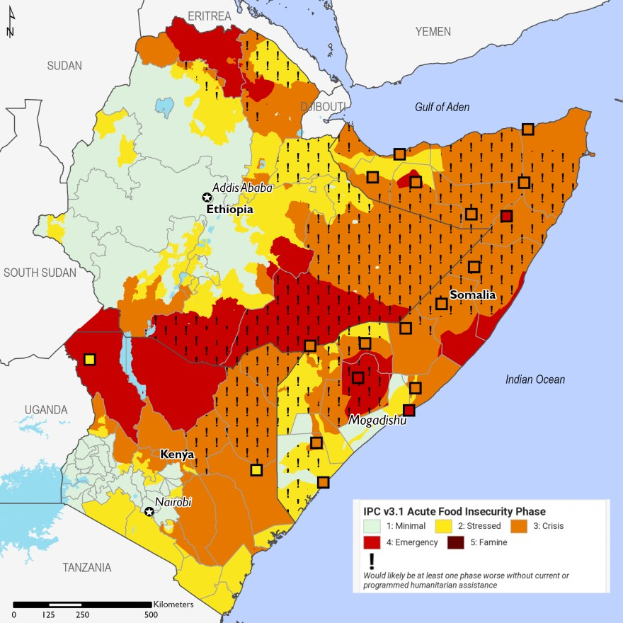 Afrika-Karte mit Farben, die den Prozentsatz der Ernährungsunsicherheit pro Land darstellen und erklärendem Text.