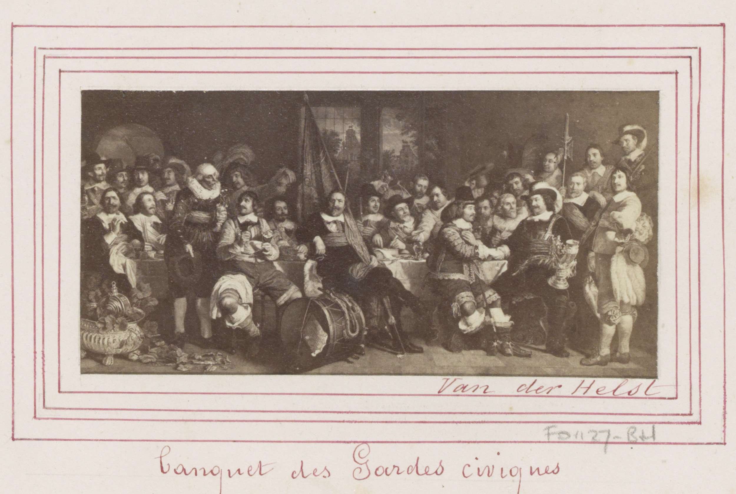Lebhaftes Treffen von Menschen in traditioneller Kleidung um einen Tisch mit verschiedenen Gegenständen, beschriftet mit "Banquet des Soroles Civiques" unten.