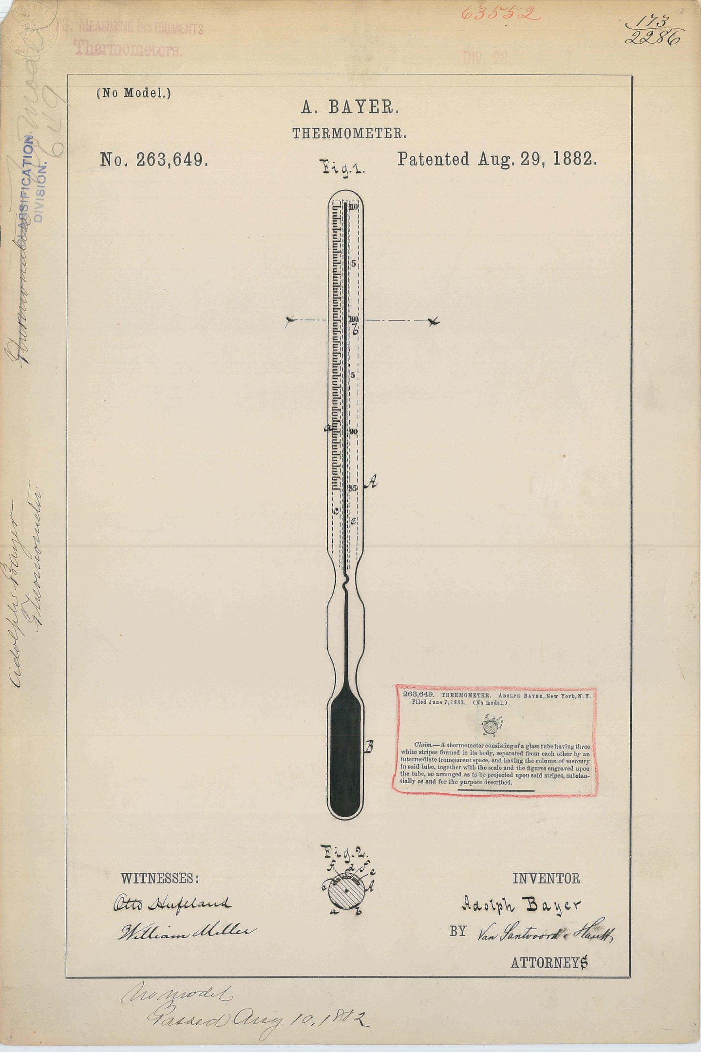 Ein altes Buch mit einer Zeichnung eines Thermometers, das mit "Bayer Thermometer Patent No. 263,649" beschriftet ist, auf dem Cover.
