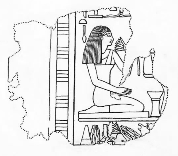 Eine ägyptische Frau sitzt auf einem Thron mit einem friedlichen Gesichtsausdruck, trägt eine traditionelle Kopfbedeckung und Schmuck und hat ihre Hände vor der Brust verschränkt, vor einem weißen Hintergrund.