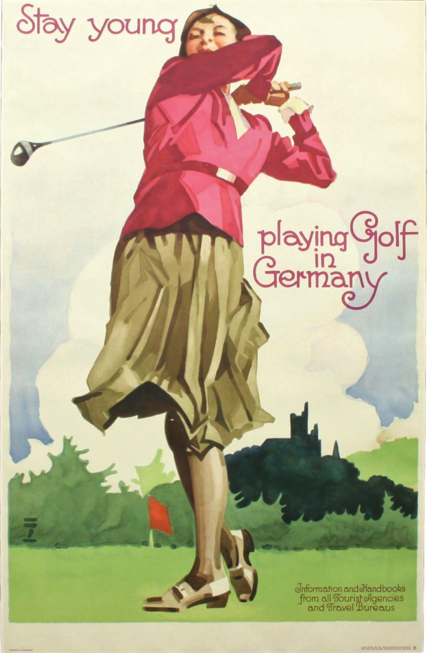 Frau auf einem Golfplatz mit einem Schläger stehend, mit einer Fahne und Bäumen im Hintergrund und Text auf dem Plakat.